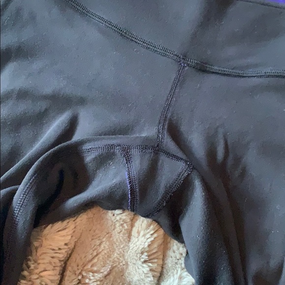 Lululemon crop leggings - Picture 7 of 8